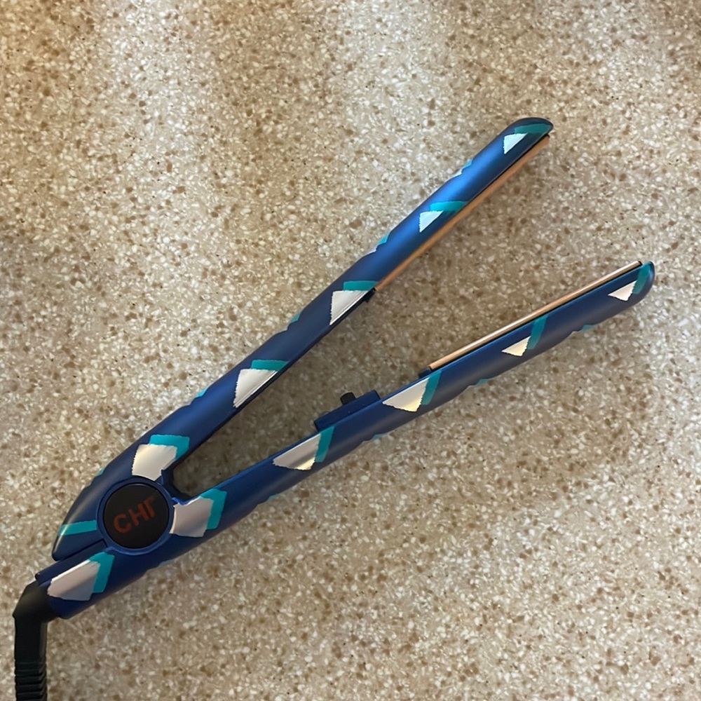 Chi Straightener